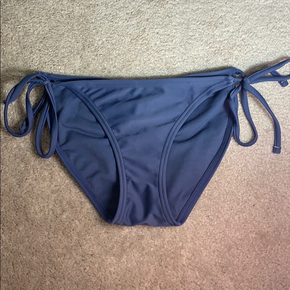 Super cute and comfy dark blue bikini bottoms.